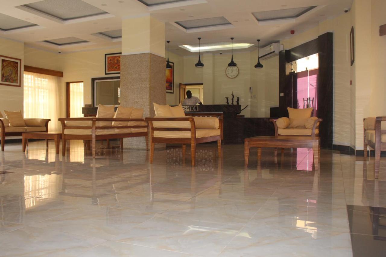 קיסומו Prinias Hotel מראה חיצוני תמונה