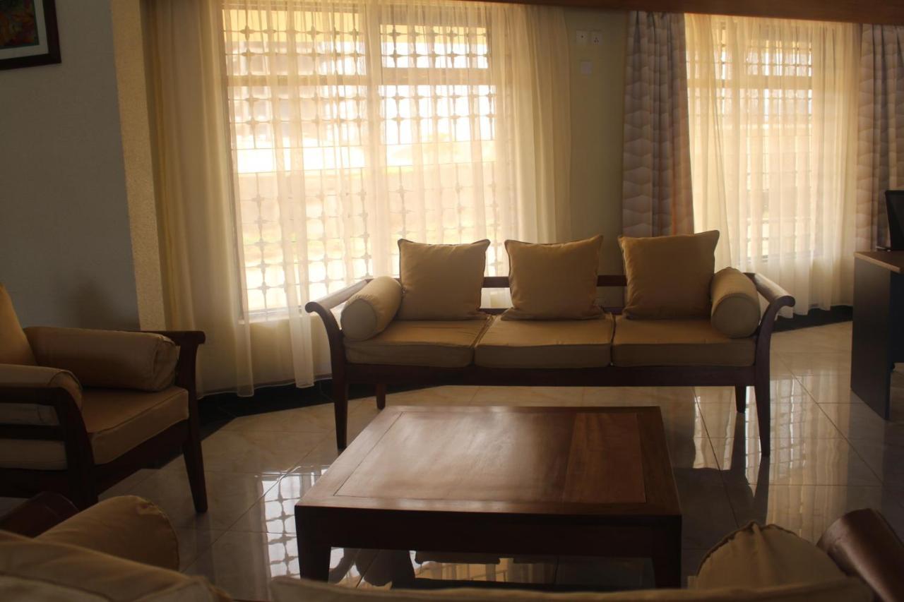 קיסומו Prinias Hotel מראה חיצוני תמונה