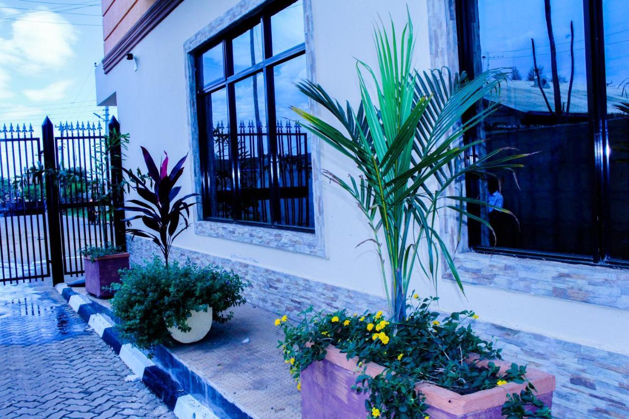 קיסומו Prinias Hotel מראה חיצוני תמונה