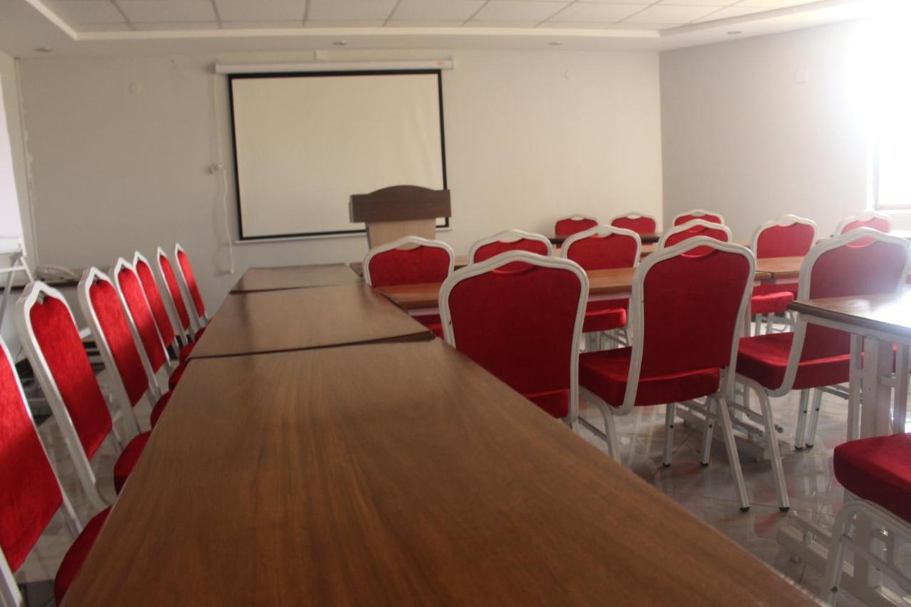 קיסומו Prinias Hotel מראה חיצוני תמונה