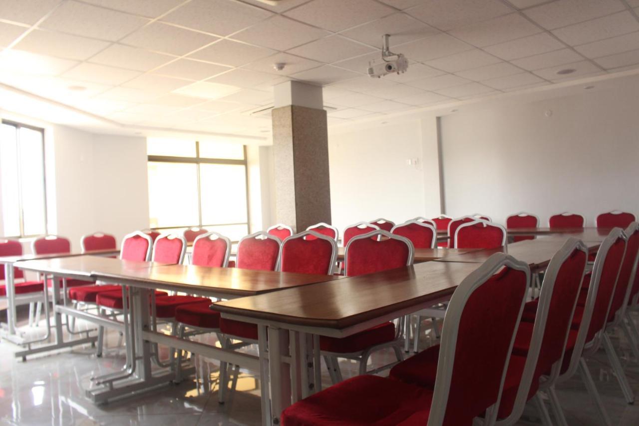 קיסומו Prinias Hotel מראה חיצוני תמונה