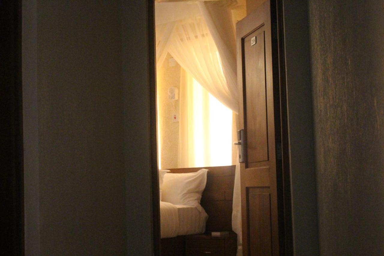 קיסומו Prinias Hotel מראה חיצוני תמונה