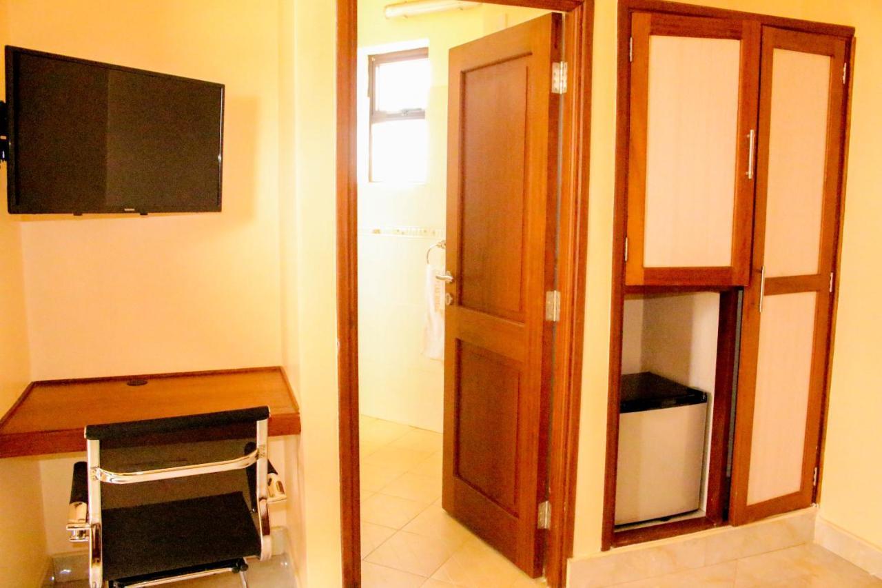 קיסומו Prinias Hotel מראה חיצוני תמונה